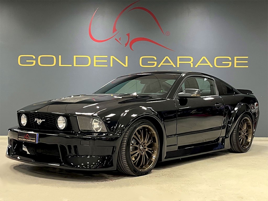 Ford Mustang GT 4.6 V8 nero pastello - auto usato