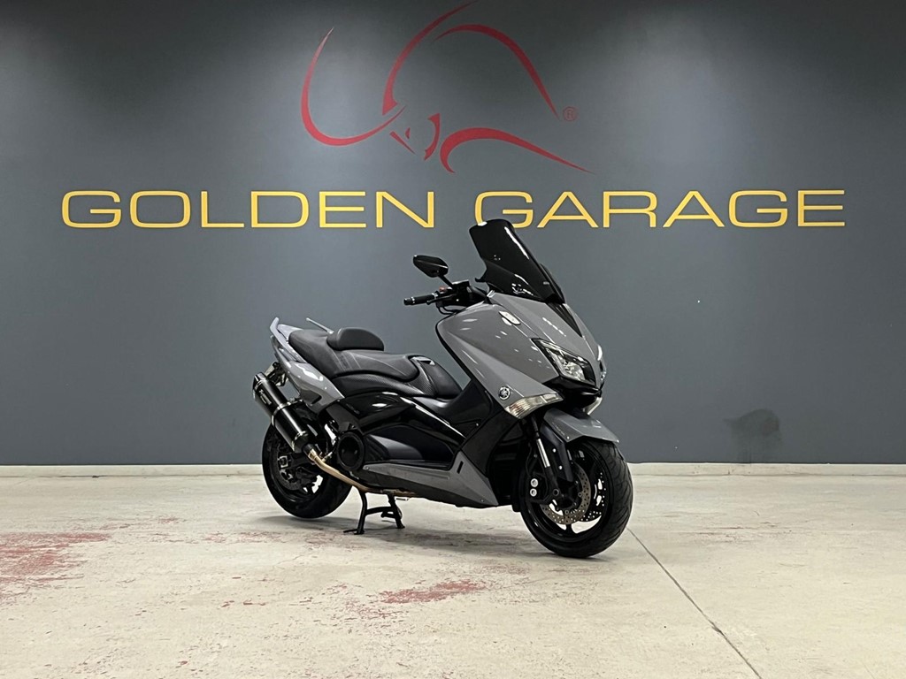 Yamaha T-Max Lux-Max grigio nardò pastello - moto usato