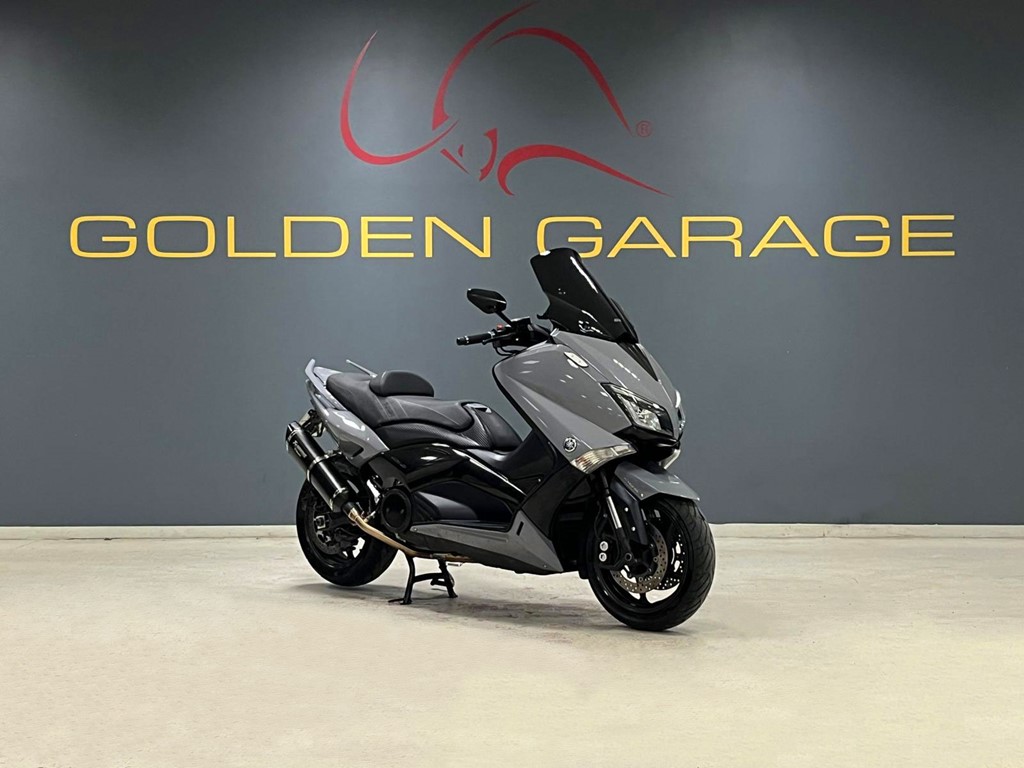 Yamaha T-Max Lux-Max grigio nardò pastello - moto usato