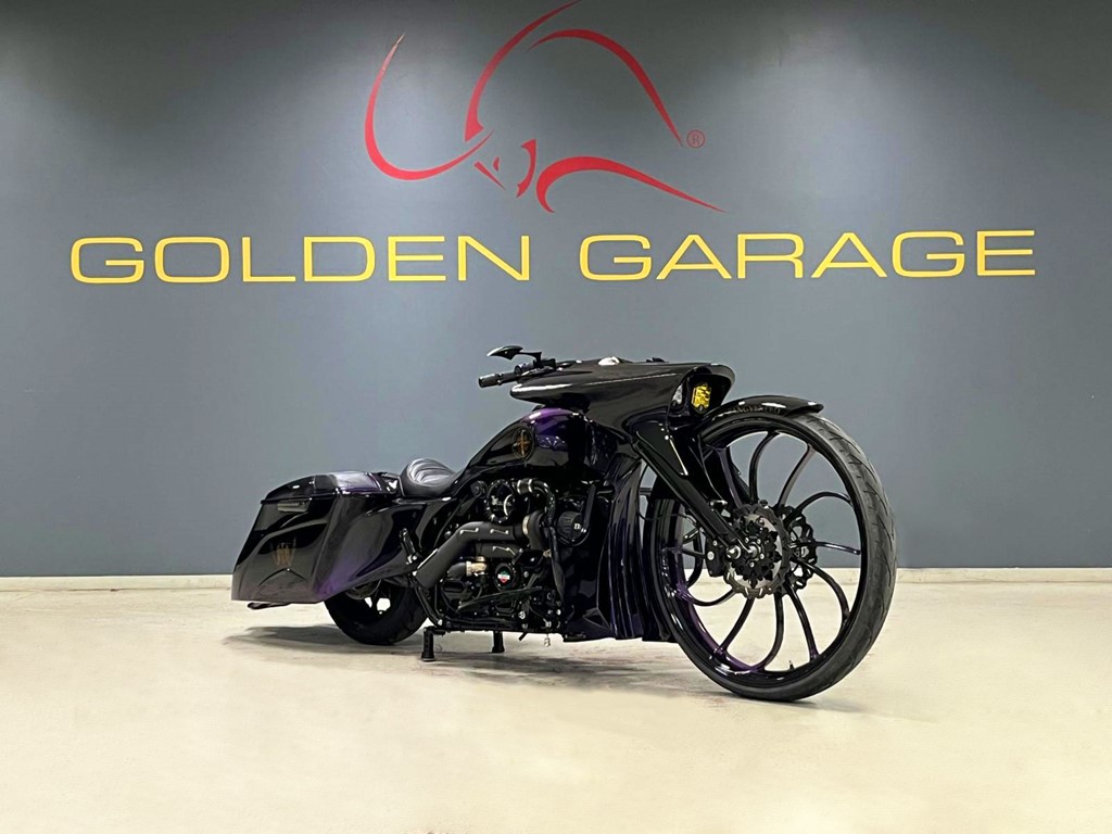 Harley Davidson Street Glide Bagger Viola metallizato - moto usato